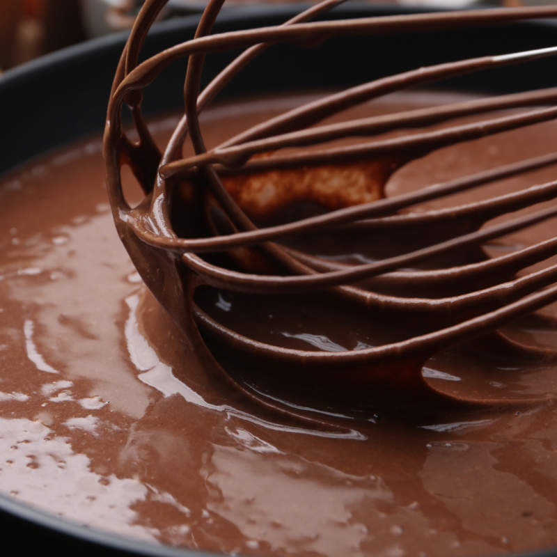 Spécial fête des pères : Mousse au chocolat, crumble chocolat & Sablé Super-Papa